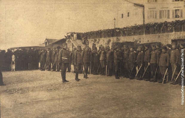 Долазак на Крф после преласка преко Албаније (1916) Долазак на Крф после преласка преко Албаније (1916)